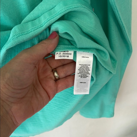 Vineyard Vines Soft Green Long Sleeve Logo Top - Picture 7 of 7